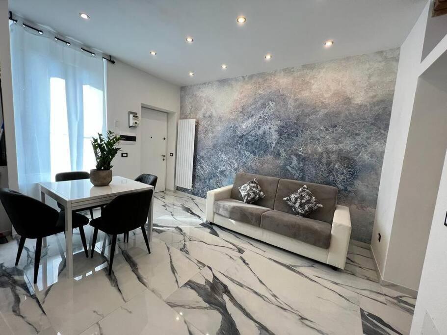 Appartamento Luxury Carrara Milão Exterior foto